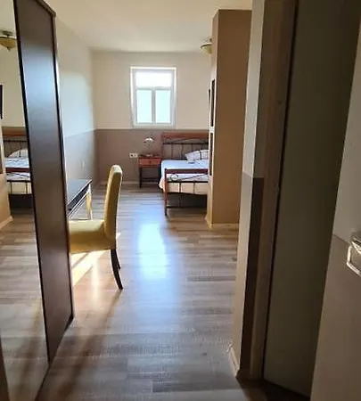 Wein&speiz Fogado Bed & Breakfast Gyorkony