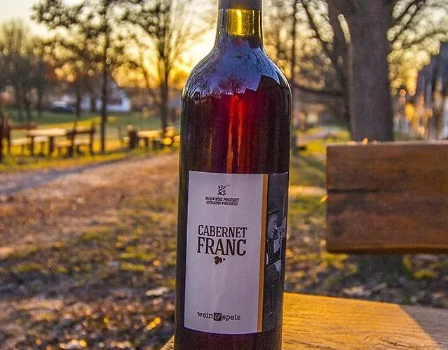 לינה וארוחת בוקר Wein&speiz Fogado Gyorkony